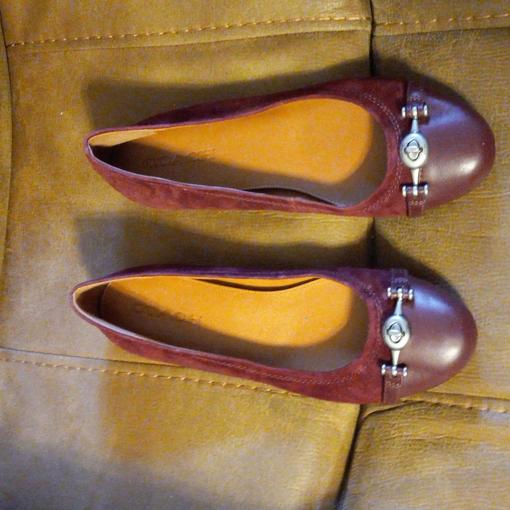 Coach  flats, size  9